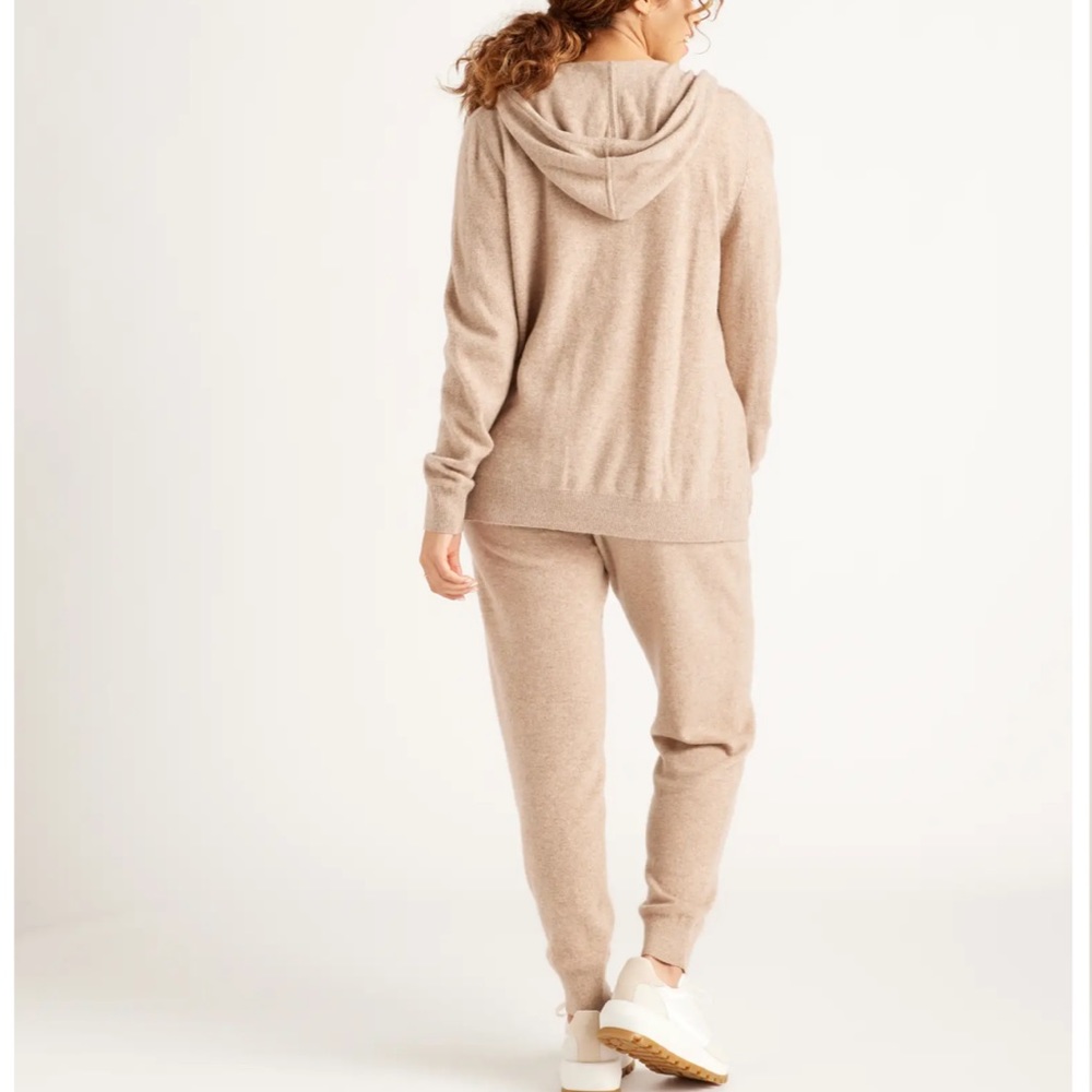 *SOLD* NWT Full Set Quince Mongolian 100% Cashmere Oatmeal Zip Hoodies + Joggers - Picture 2 of 15